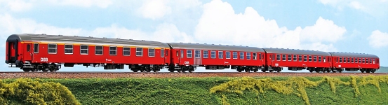 ACME 55357 - H0 - 4-tlg. Set IC-Personenwagen, DSB, Ep. IV-V